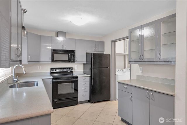 5706 99th Street Ct E, Puyallup, WA 98373