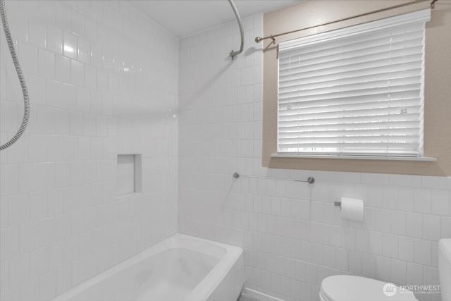 5706 99th Street Ct E, Puyallup, WA 98373