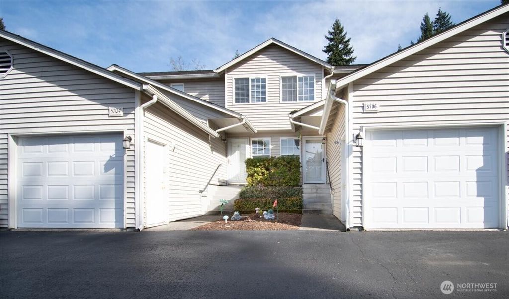 5706 99th Street Ct E, Puyallup, WA 98373