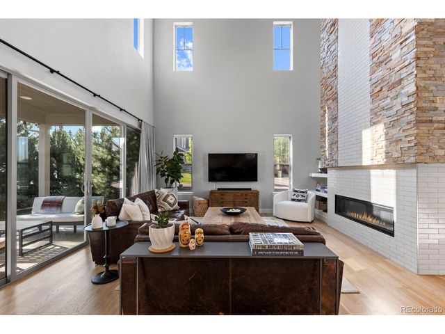 10424 Maplebrook Way, Highlands Ranch, CO 80126