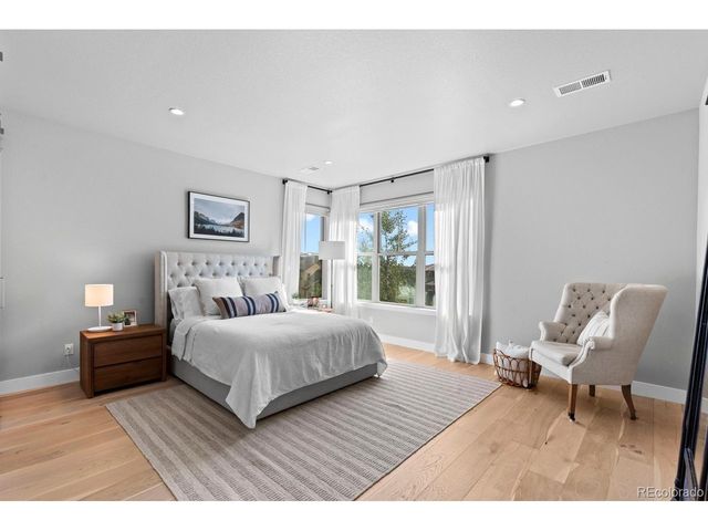 10424 Maplebrook Way, Highlands Ranch, CO 80126