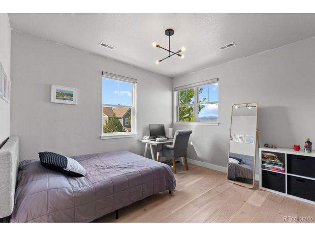 10424 Maplebrook Way, Highlands Ranch, CO 80126