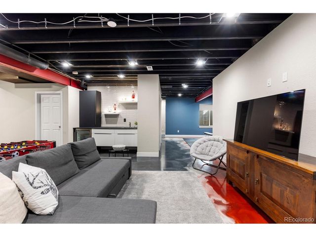 10424 Maplebrook Way, Highlands Ranch, CO 80126