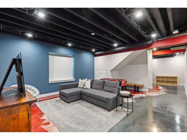 10424 Maplebrook Way, Highlands Ranch, CO 80126