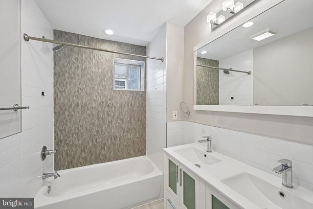 1912 MOORE ST, Philadelphia, PA 19145