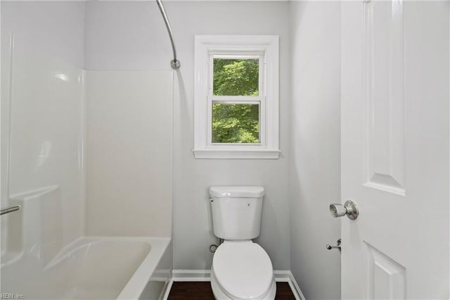 531 Dafia DR, Hampton, VA 23666