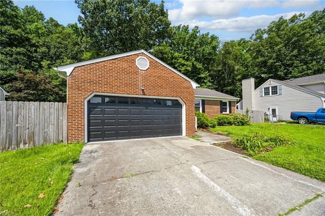 531 Dafia DR, Hampton, VA 23666
