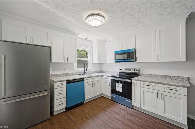 531 Dafia DR, Hampton, VA 23666
