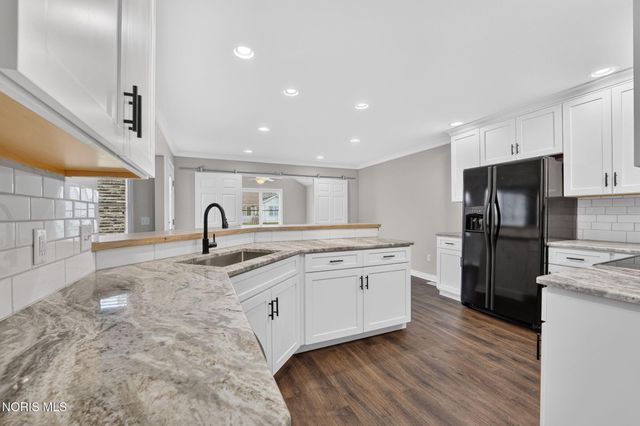 6945 Southpine Court, Maumee, OH 43537