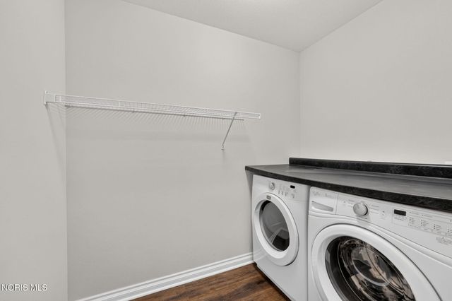 6945 Southpine Court, Maumee, OH 43537