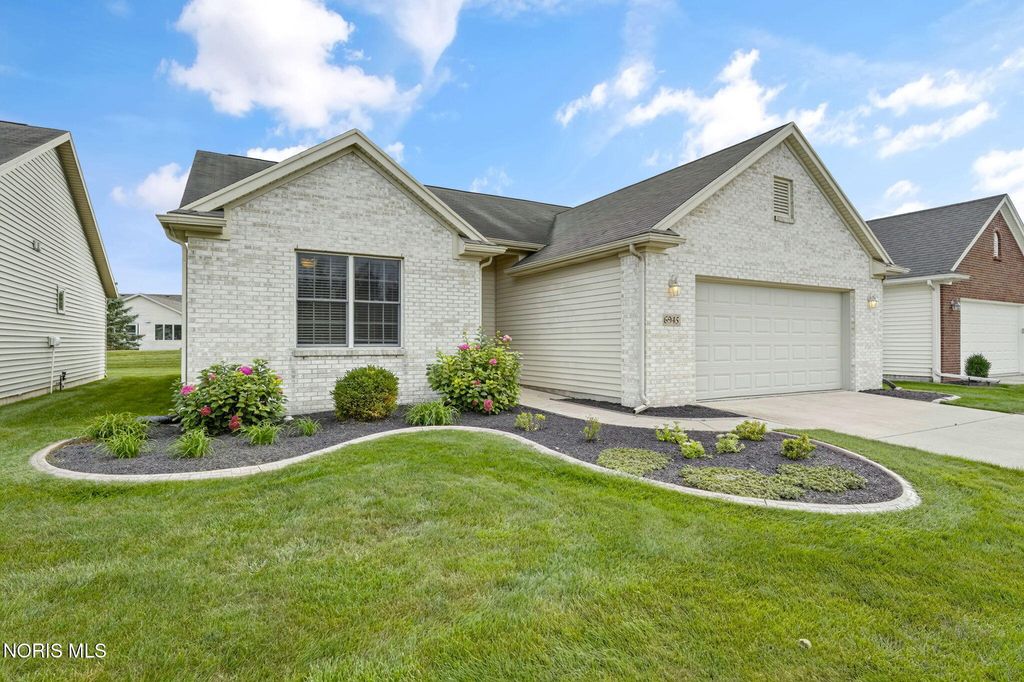 6945 Southpine Court, Maumee, OH 43537