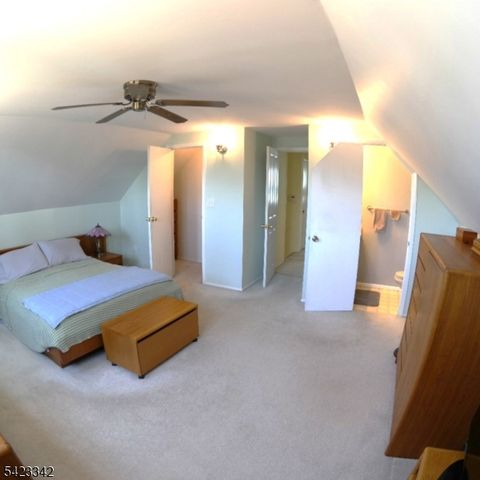 13 Summerall Rd, Franklin Twp., NJ 08873