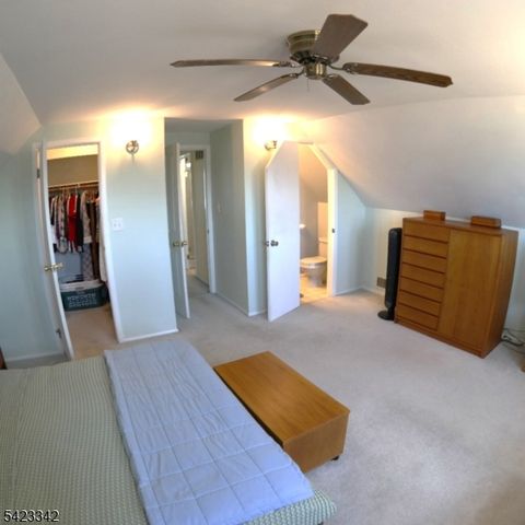 13 Summerall Rd, Franklin Twp., NJ 08873