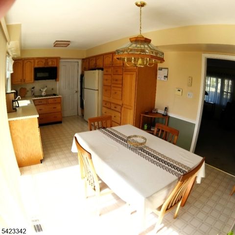 13 Summerall Rd, Franklin Twp., NJ 08873