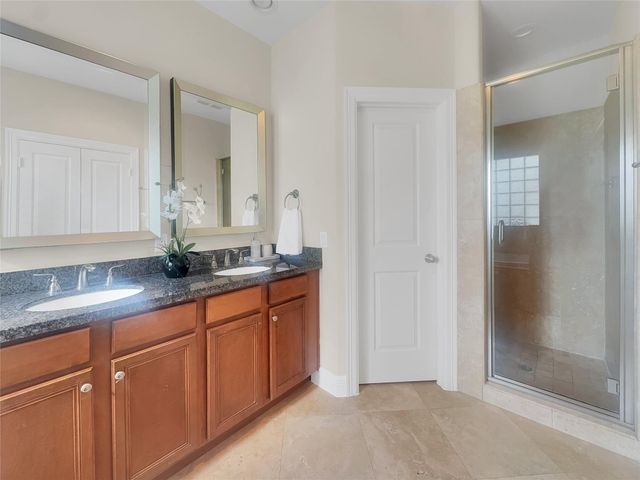 2910 Leeland Street, Houston, TX 77003