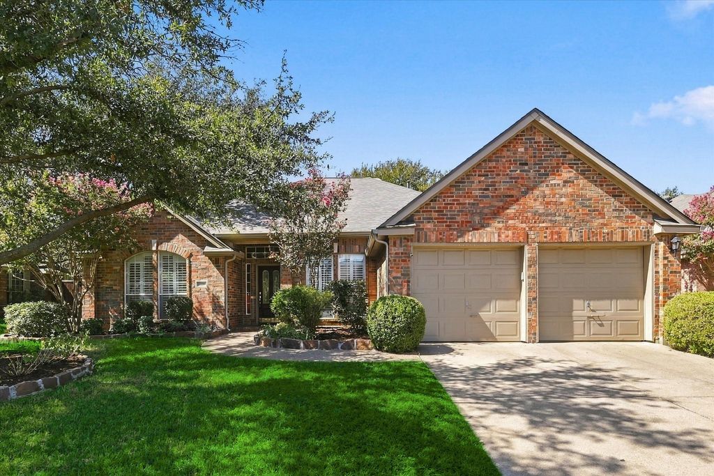1109 Oakhollow Drive, Corinth, TX 76210 — exterior