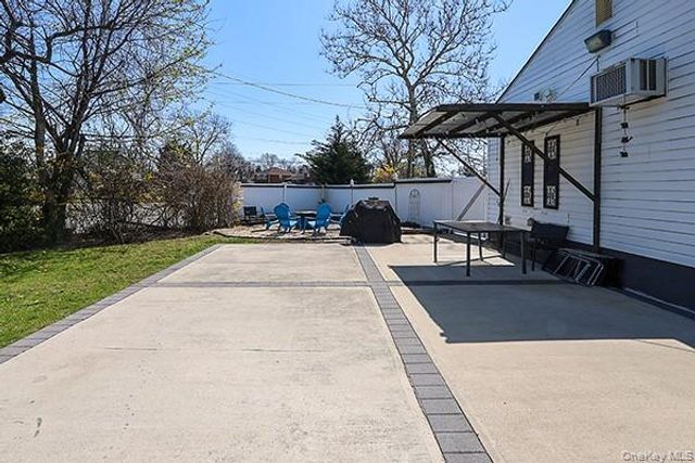 1084 Hicksville Road, Massapequa, NY 11758