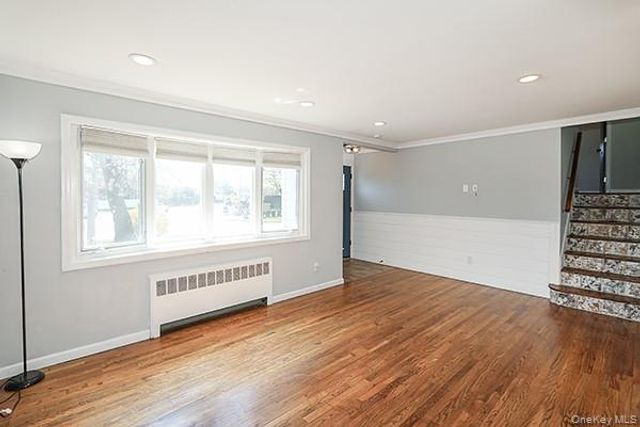 1084 Hicksville Road, Massapequa, NY 11758