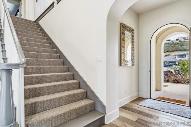 18370 Avenida Apice, Rancho Santa Fe, CA 92067
