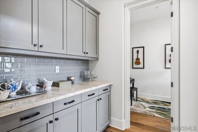 18370 Avenida Apice, Rancho Santa Fe, CA 92067