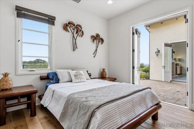 18370 Avenida Apice, Rancho Santa Fe, CA 92067