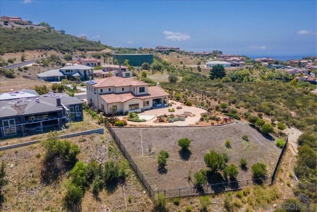 18370 Avenida Apice, Rancho Santa Fe, CA 92067