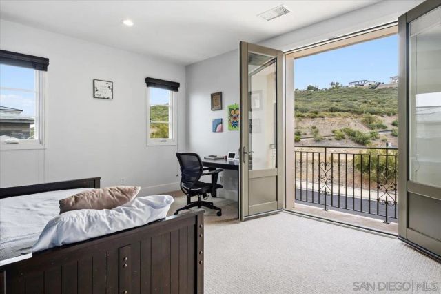 18370 Avenida Apice, Rancho Santa Fe, CA 92067