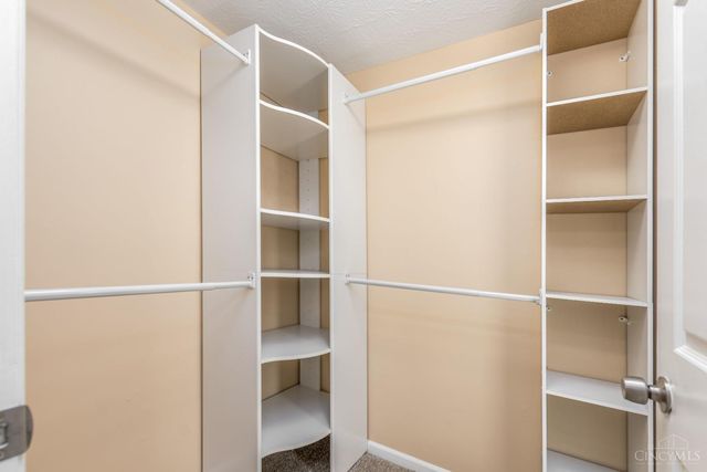 10946 Barrington Court, Sycamore Twp, OH 45242