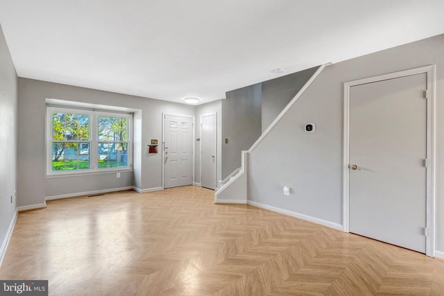 5680 WHITE DOVE LN, Clifton, VA 20124