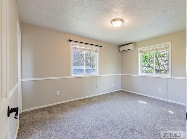 1858 Henry Street, Idaho Falls, ID 83401
