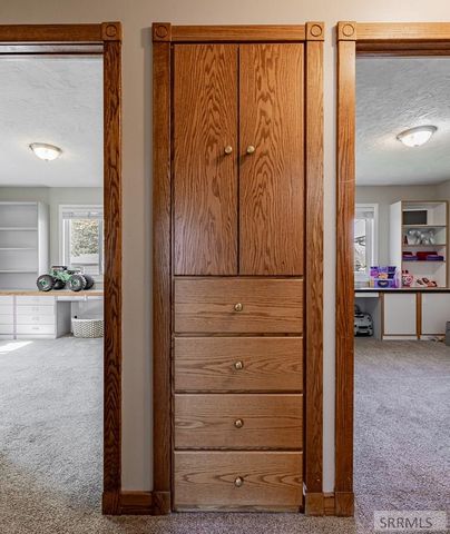 1858 Henry Street, Idaho Falls, ID 83401