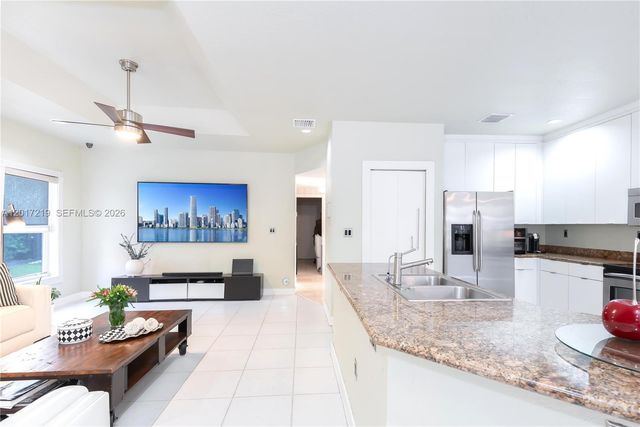 10773 NW 73rd Ter, Doral, FL 33178