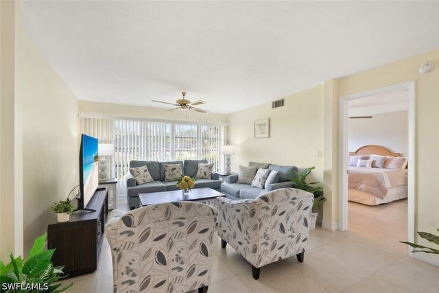 3608 Arctic CIR 514, Naples, FL 34112