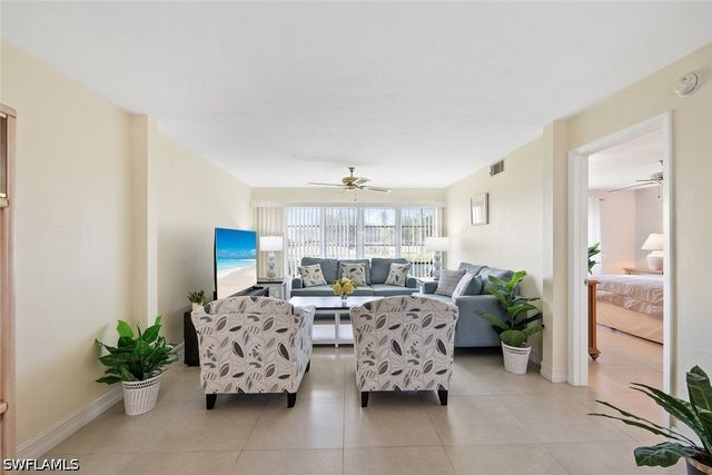 3608 Arctic CIR 514, Naples, FL 34112