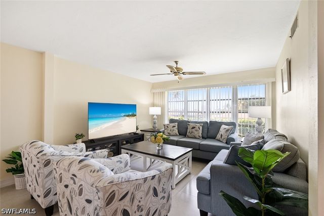 3608 Arctic CIR 514, Naples, FL 34112