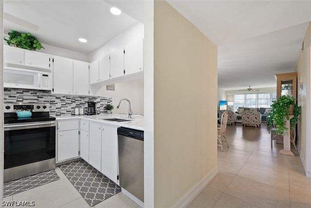 3608 Arctic CIR 514, Naples, FL 34112