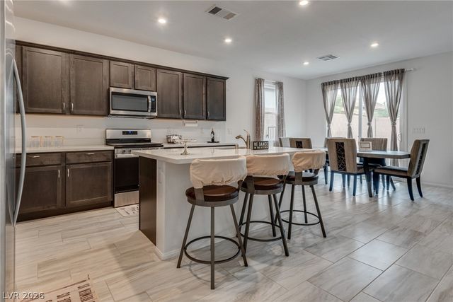2906 Carothers Court, North Las Vegas, NV 89032