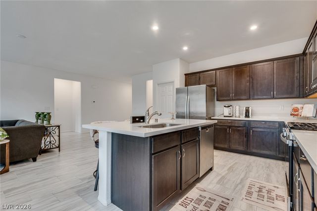 2906 Carothers Court, North Las Vegas, NV 89032