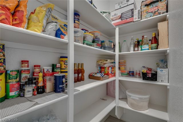 2906 Carothers Court, North Las Vegas, NV 89032