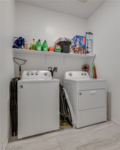 2906 Carothers Court, North Las Vegas, NV 89032