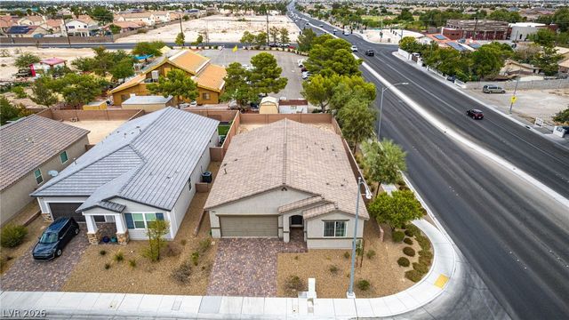 2906 Carothers Court, North Las Vegas, NV 89032