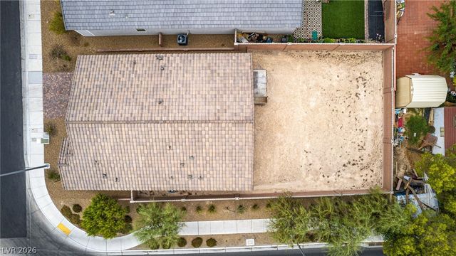 2906 Carothers Court, North Las Vegas, NV 89032
