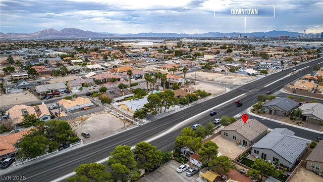 2906 Carothers Court, North Las Vegas, NV 89032