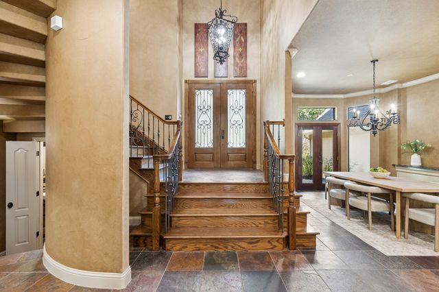 9 N Eagle Point A, Azle, TX 76020