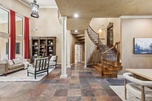 9 N Eagle Point A, Azle, TX 76020