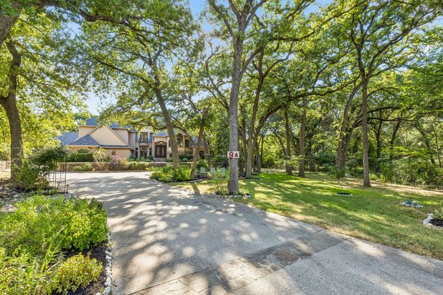 9 N Eagle Point A, Azle, TX 76020