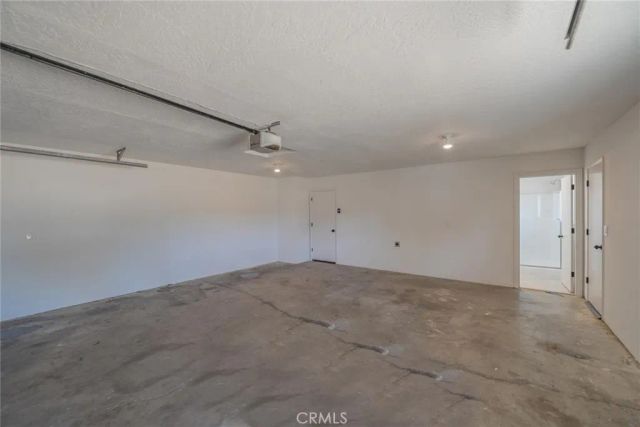 15194 Tacony Road, Apple Valley, CA 92307