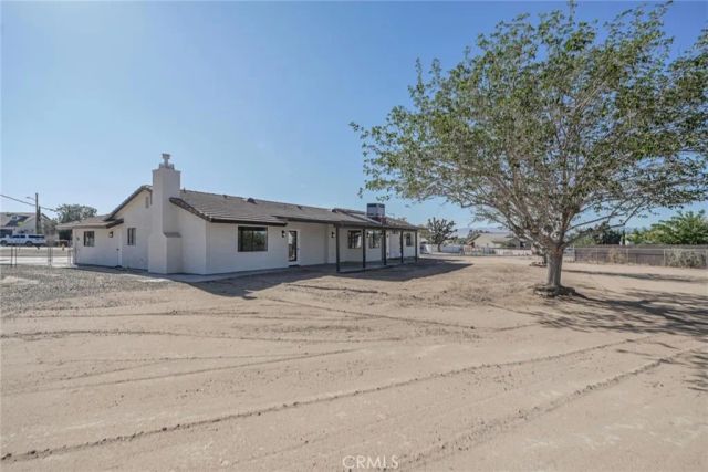 15194 Tacony Road, Apple Valley, CA 92307