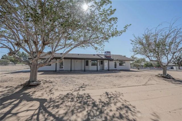 15194 Tacony Road, Apple Valley, CA 92307