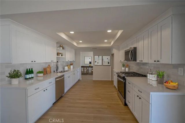 15194 Tacony Road, Apple Valley, CA 92307